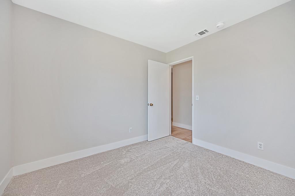553 Oakborough Avenue