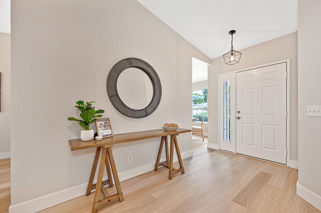 553 Oakborough Avenue