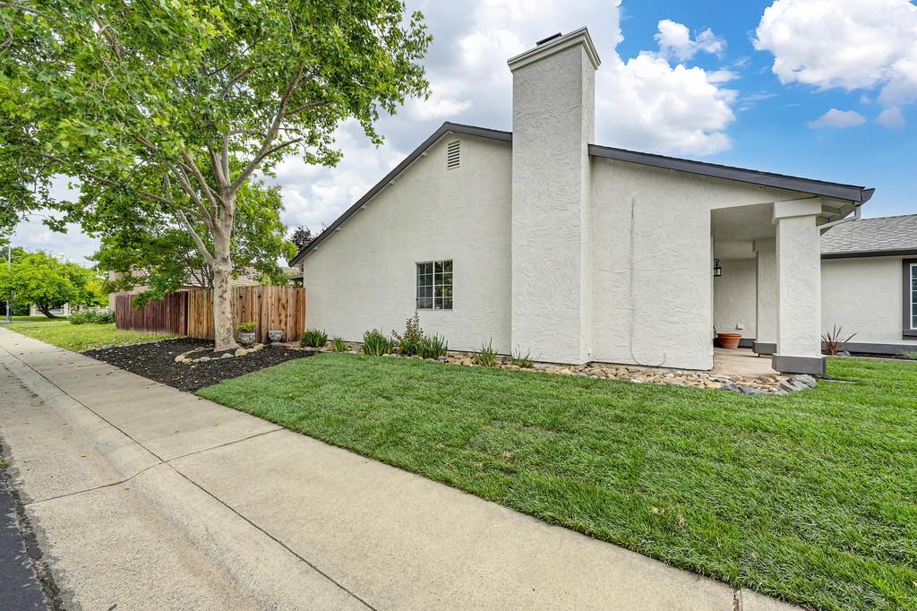 2450 Floradale Way