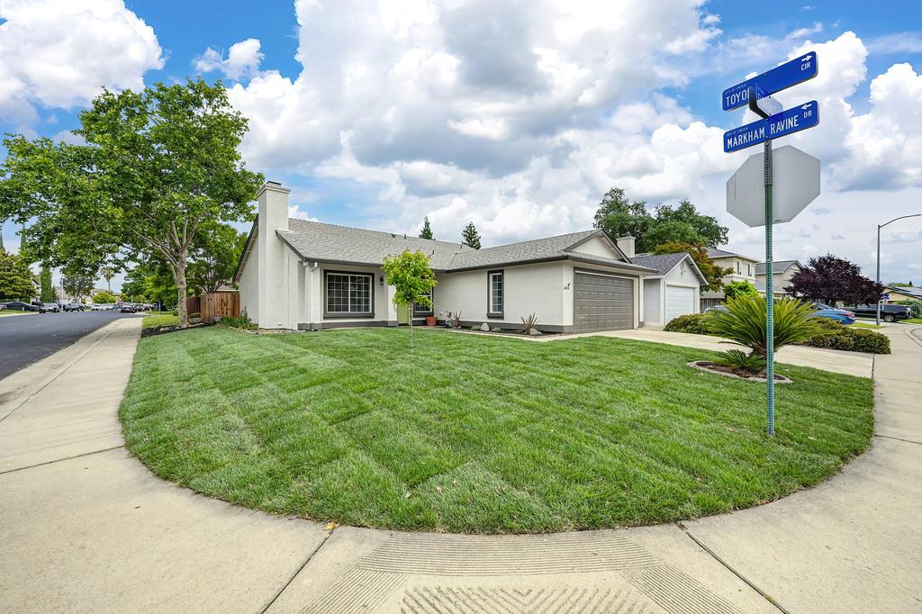 2450 Floradale Way