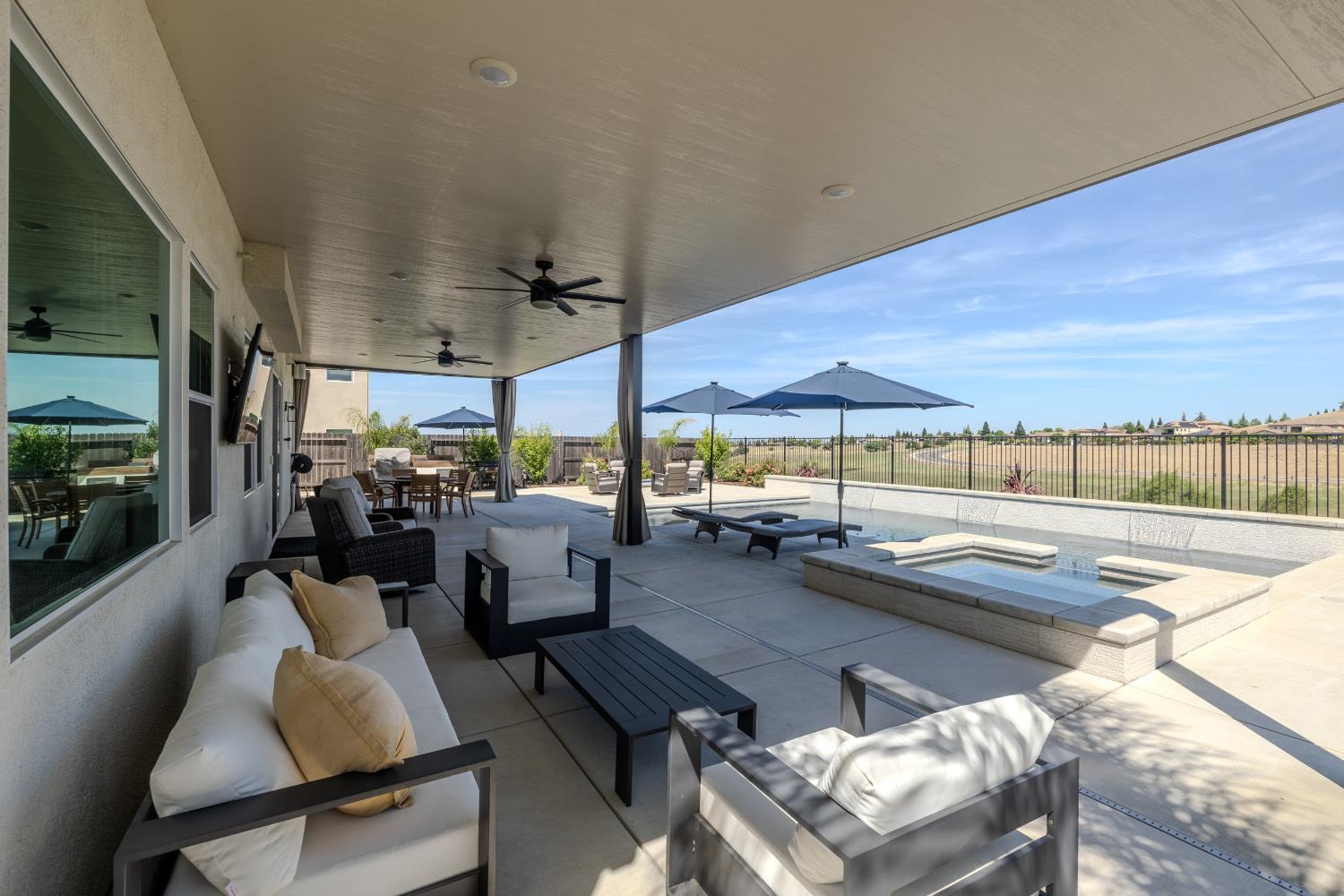 2898 Anastasia Way