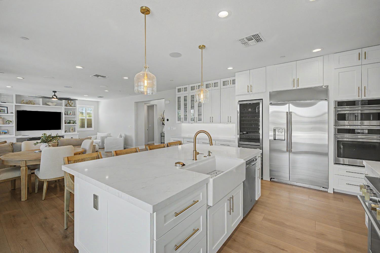 2898 Anastasia Way