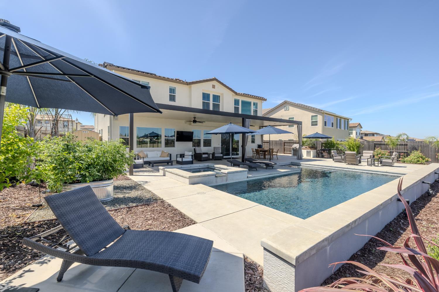 2898 Anastasia Way