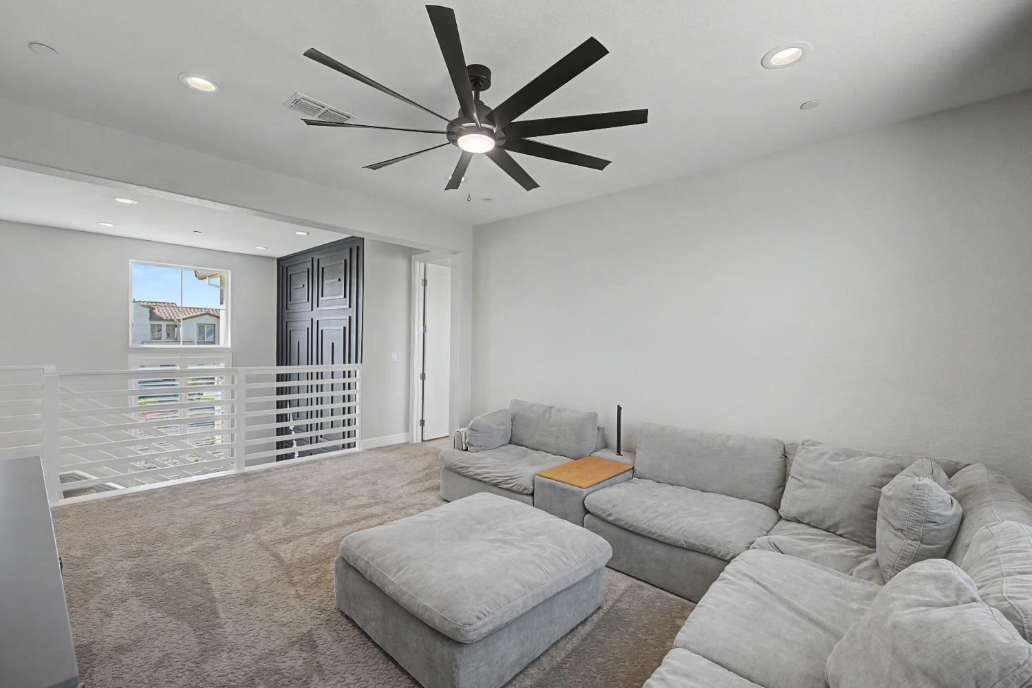2898 Anastasia Way
