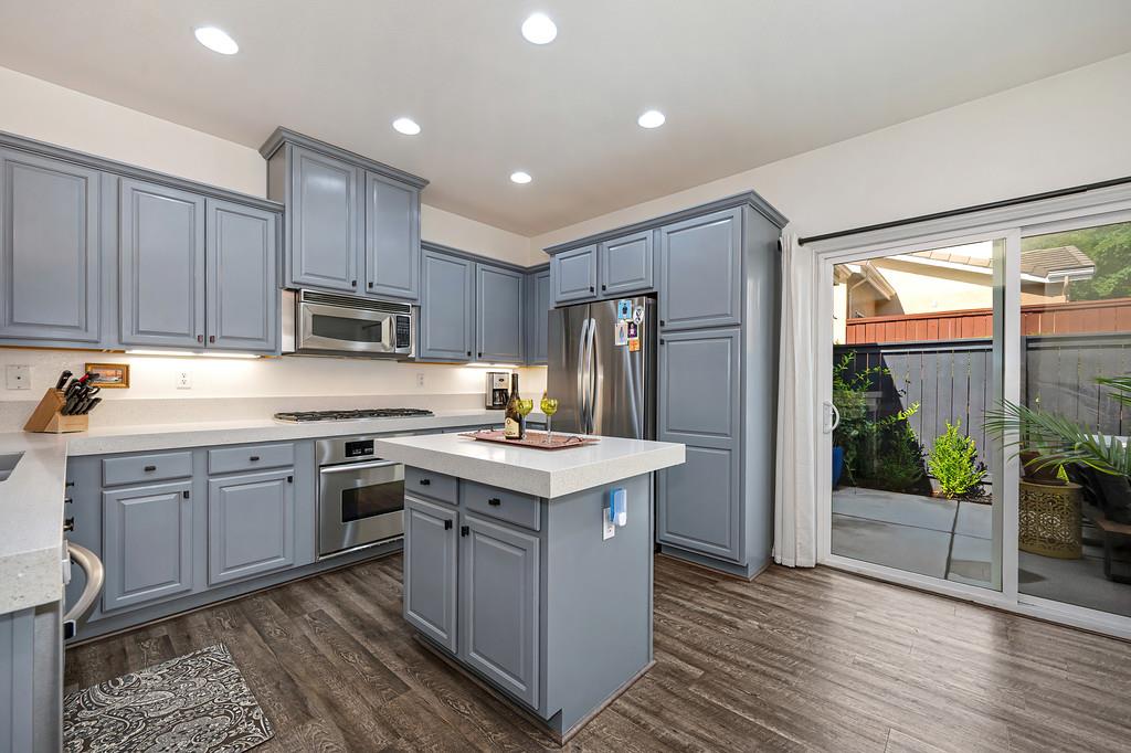 2113 Sterling Dr 22
