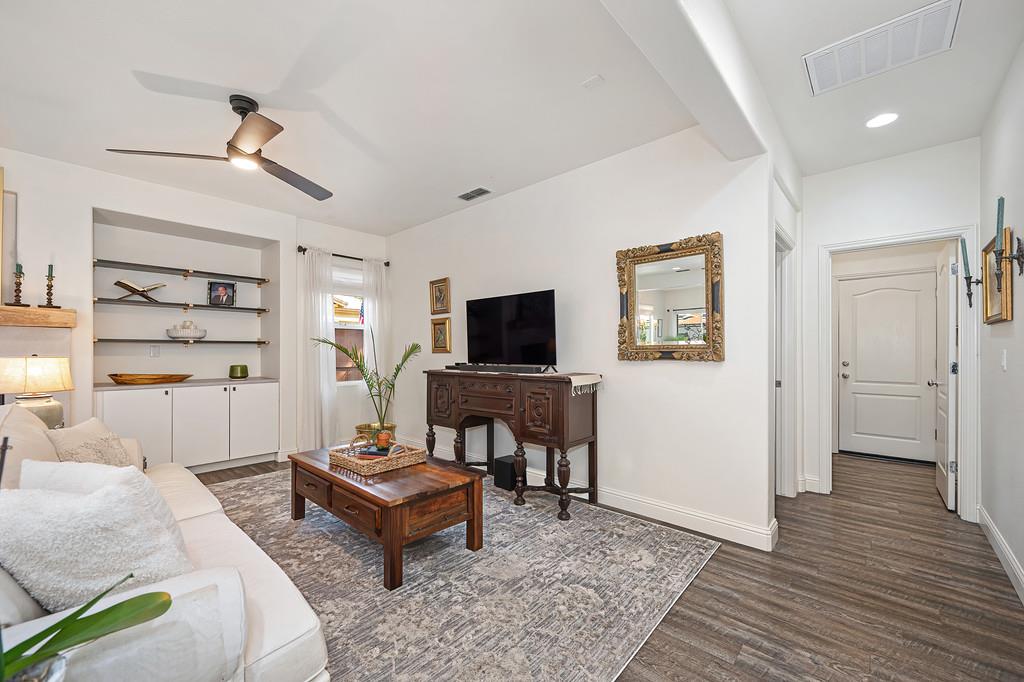 2113 Sterling Dr 22