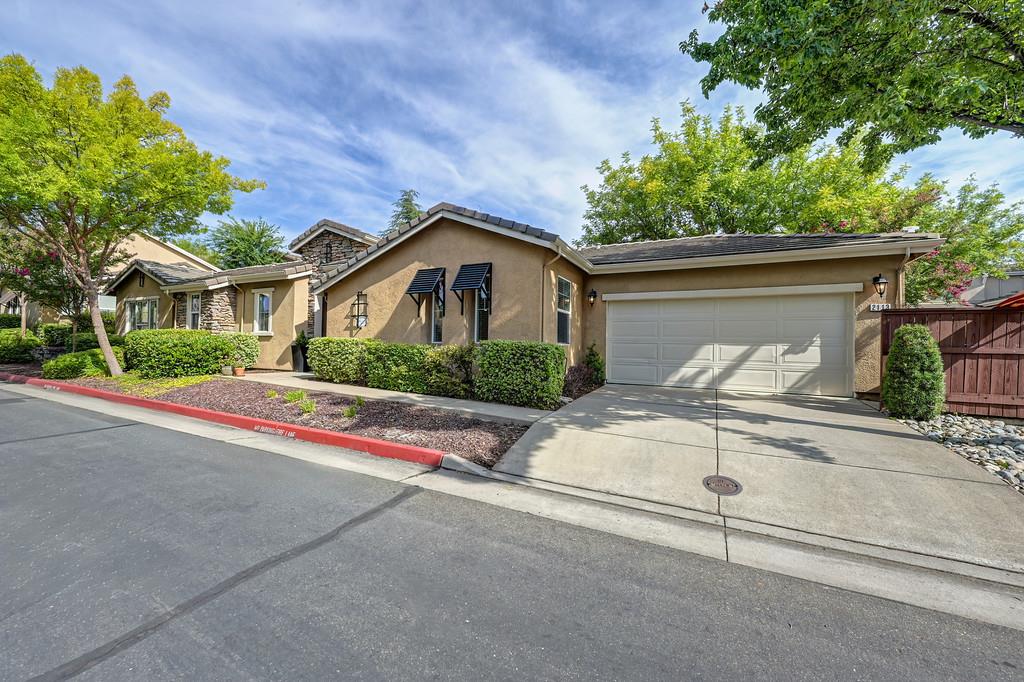 2113 Sterling Dr 22