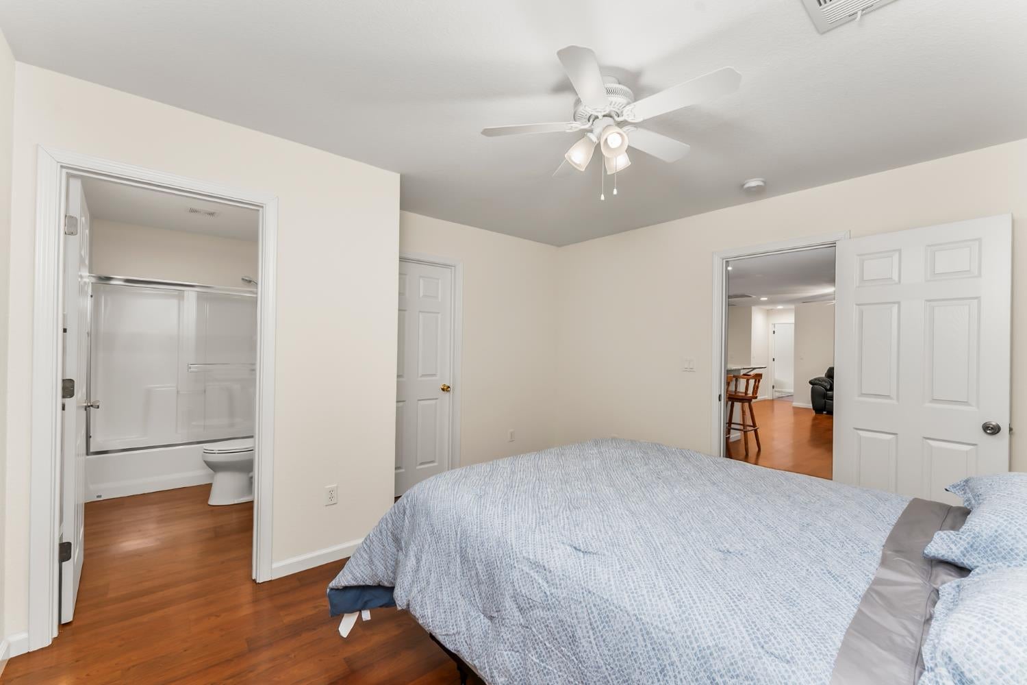 7717 Reno Lane