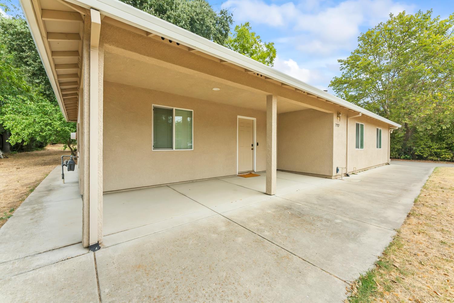7717 Reno Lane