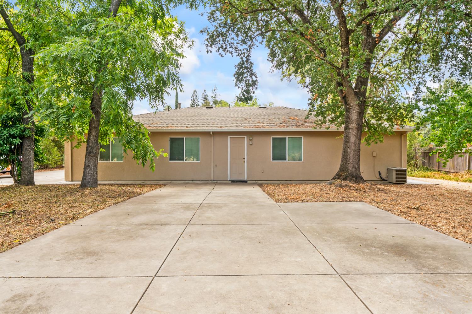 7717 Reno Lane