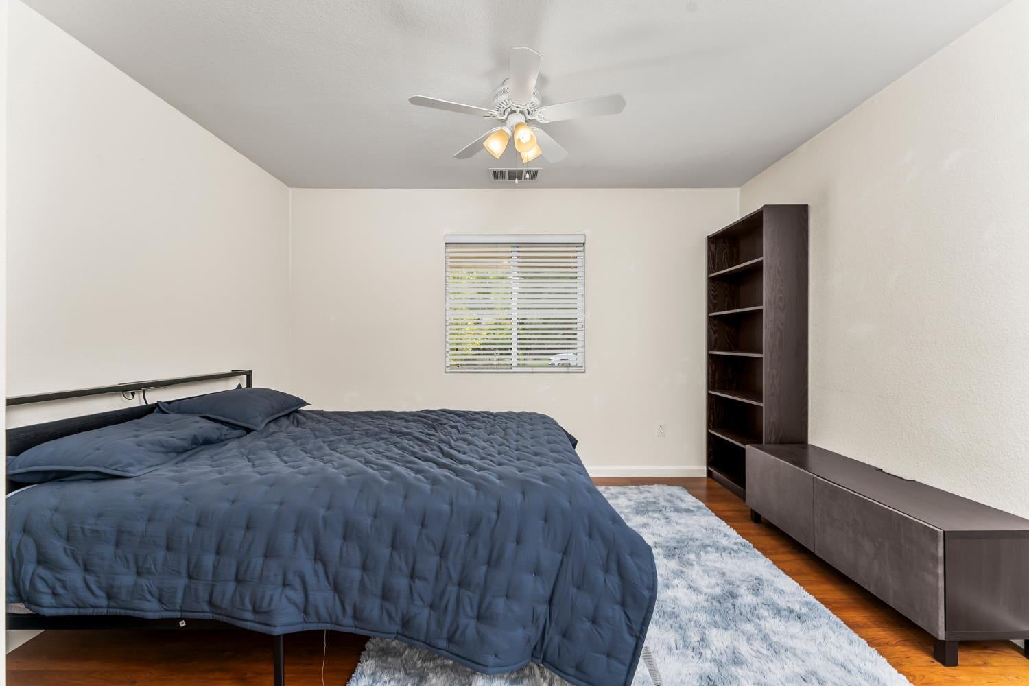 7717 Reno Lane