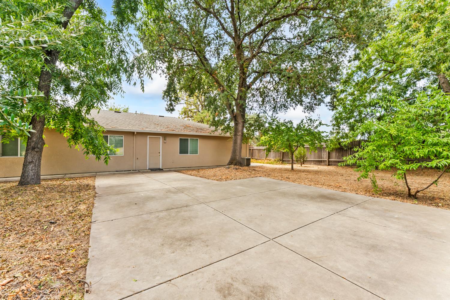 7717 Reno Lane