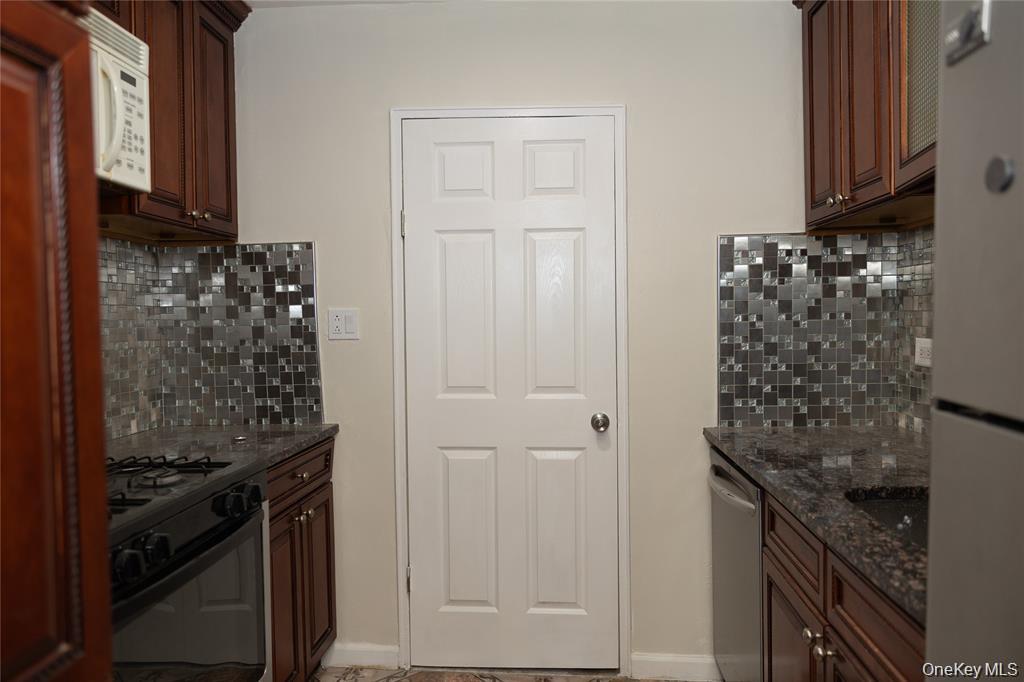 1275 E 51st Street Unit: 3Y
