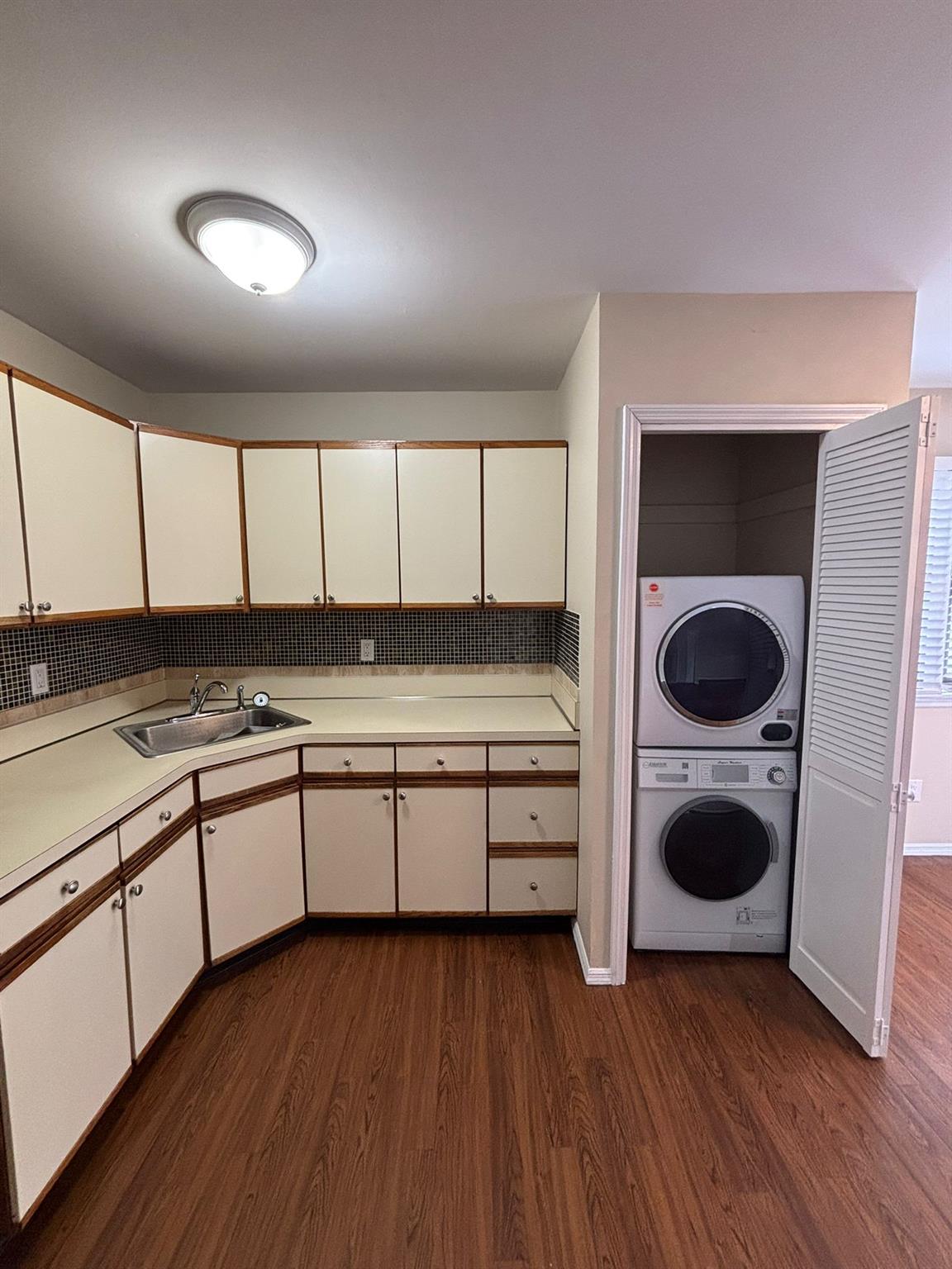 131 Longfellow Avenue Unit: 1