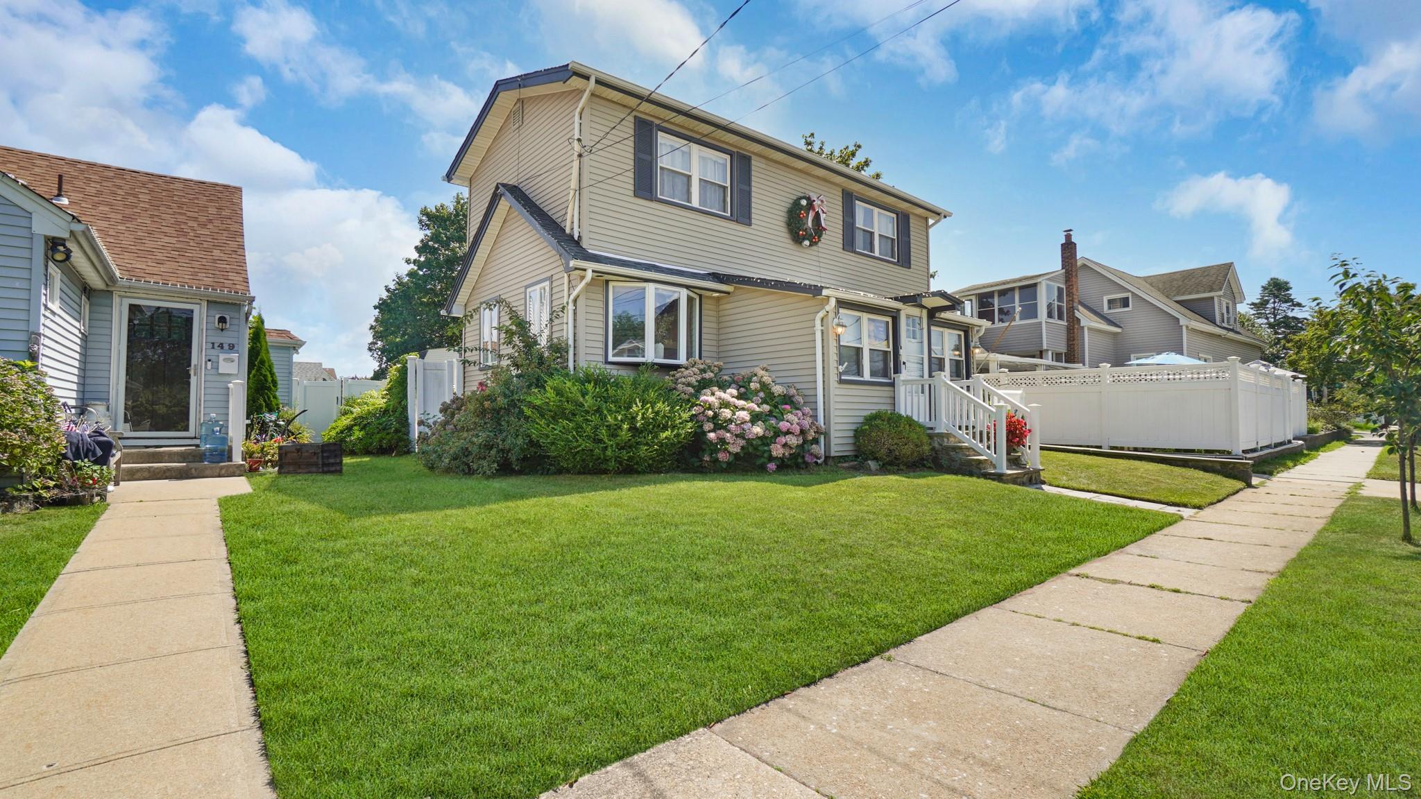 153 Westend