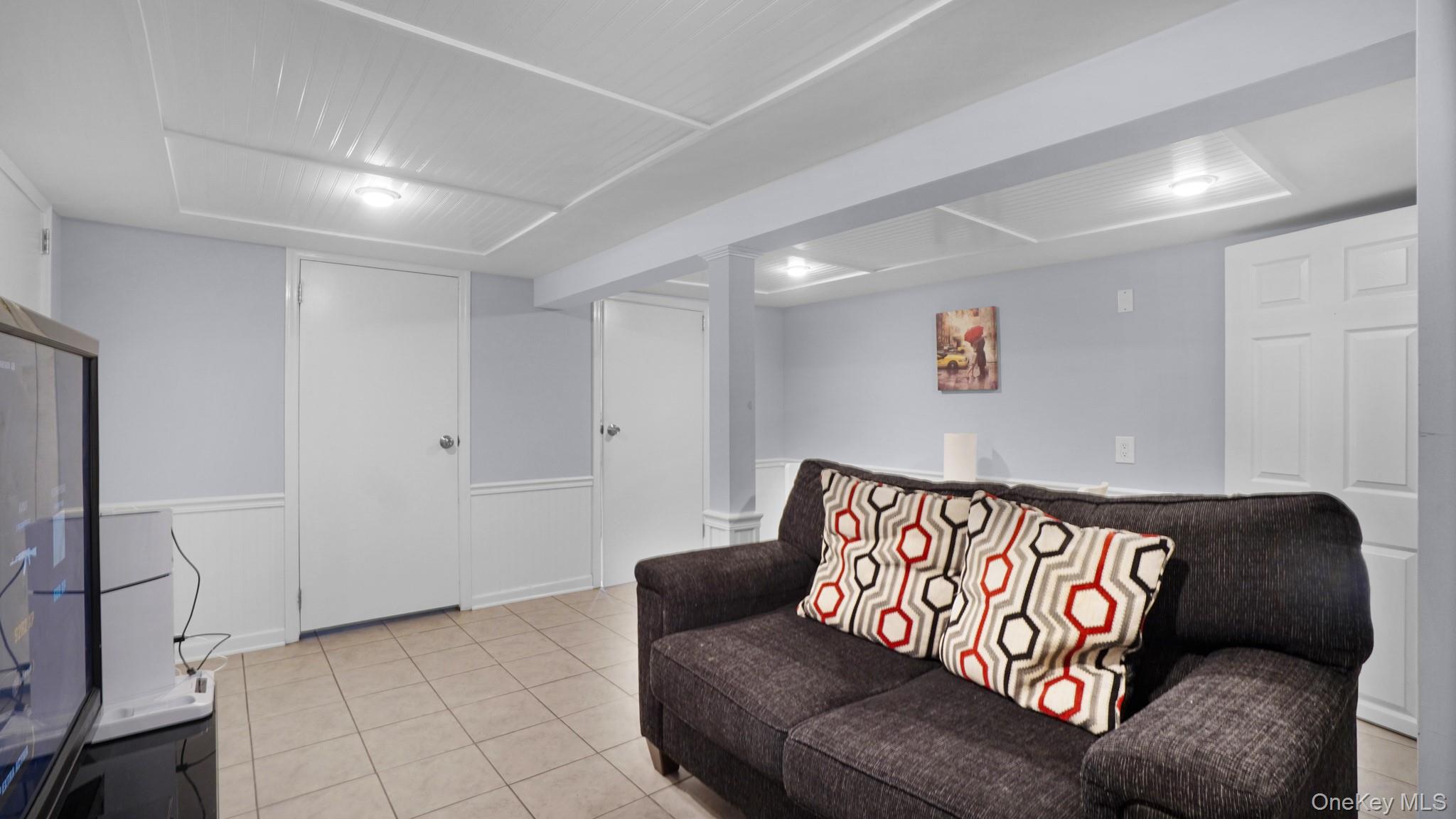 153 Westend