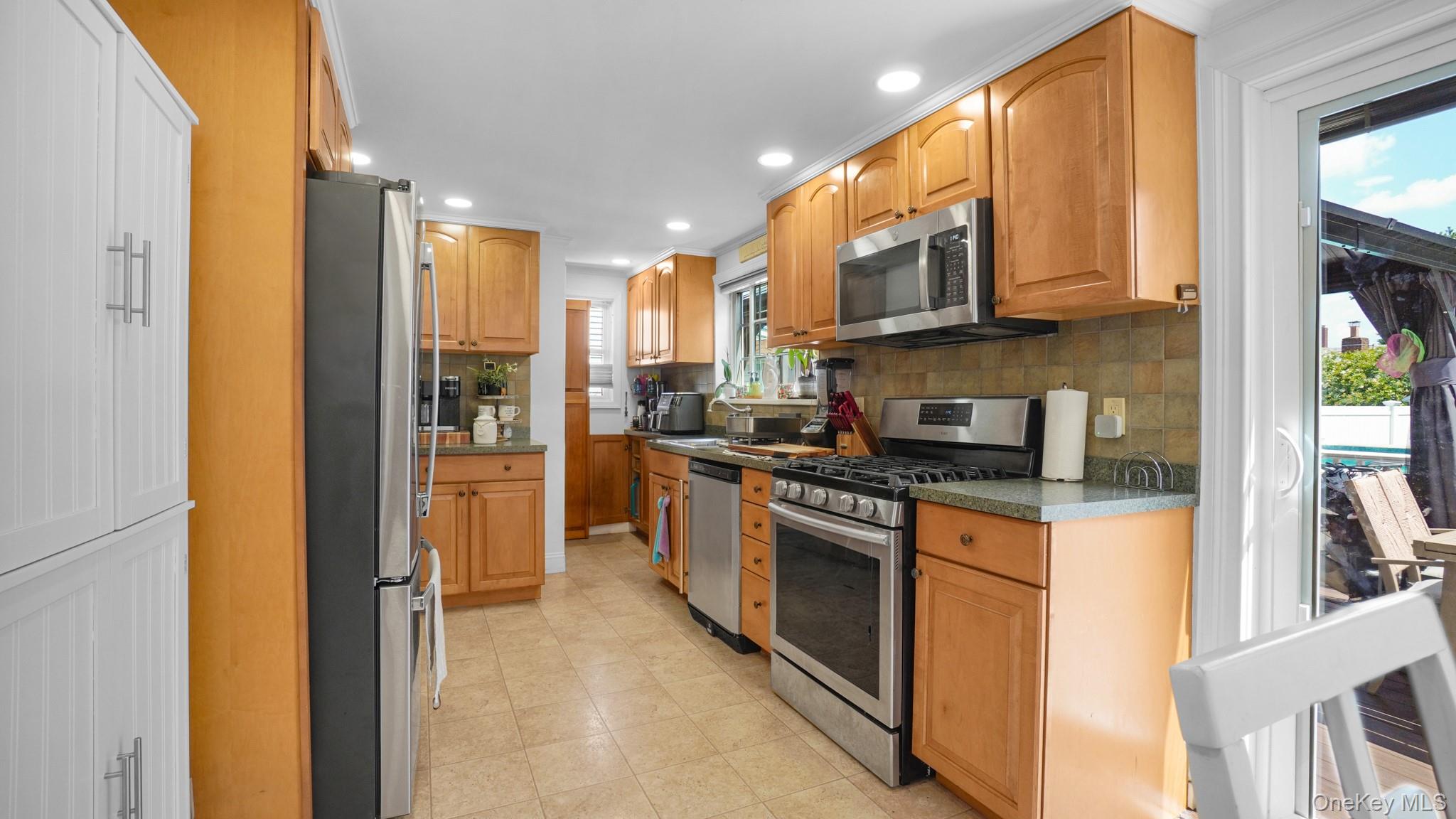 153 Westend