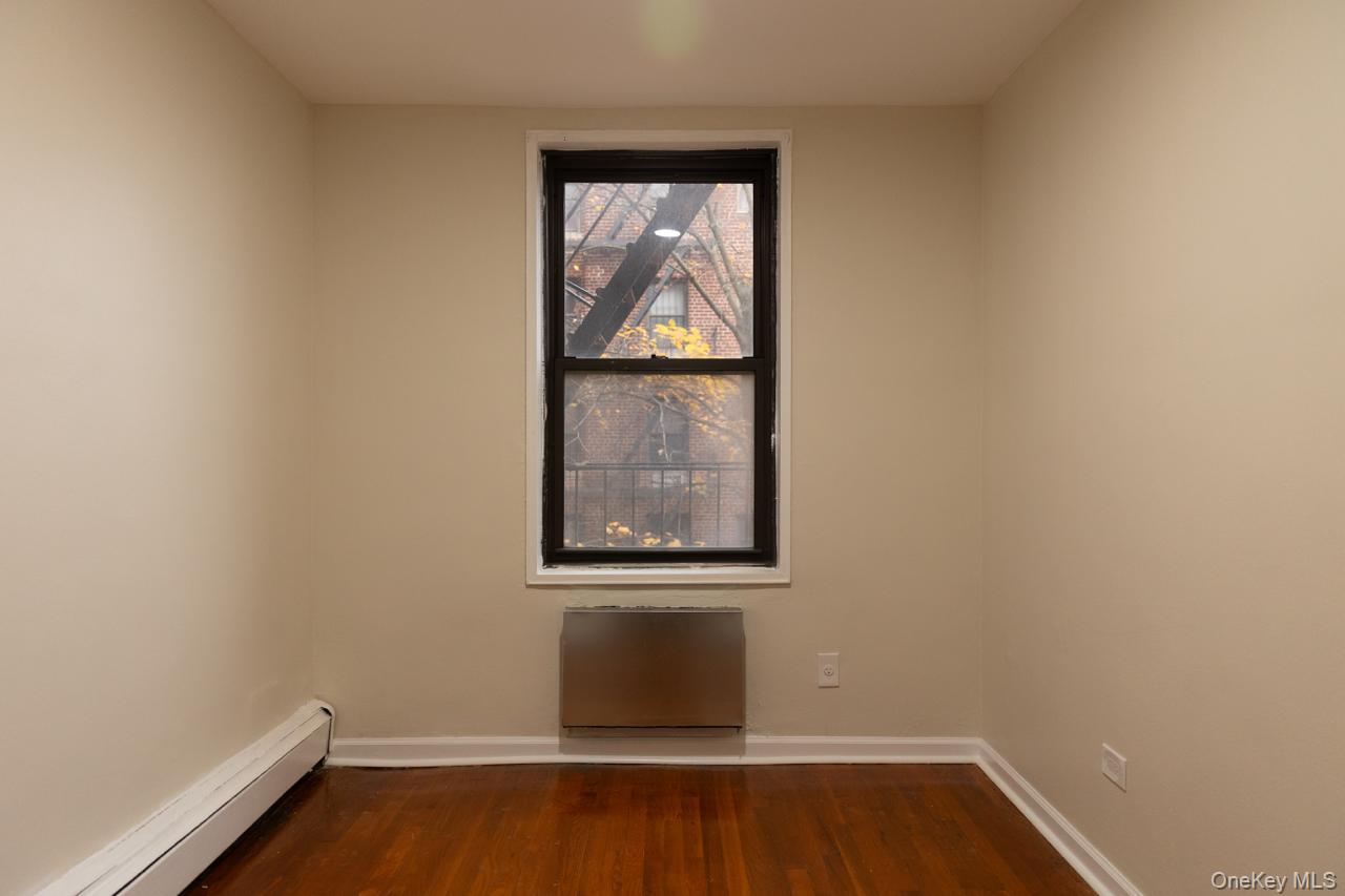 1275 E 51st Street Unit: 3Y