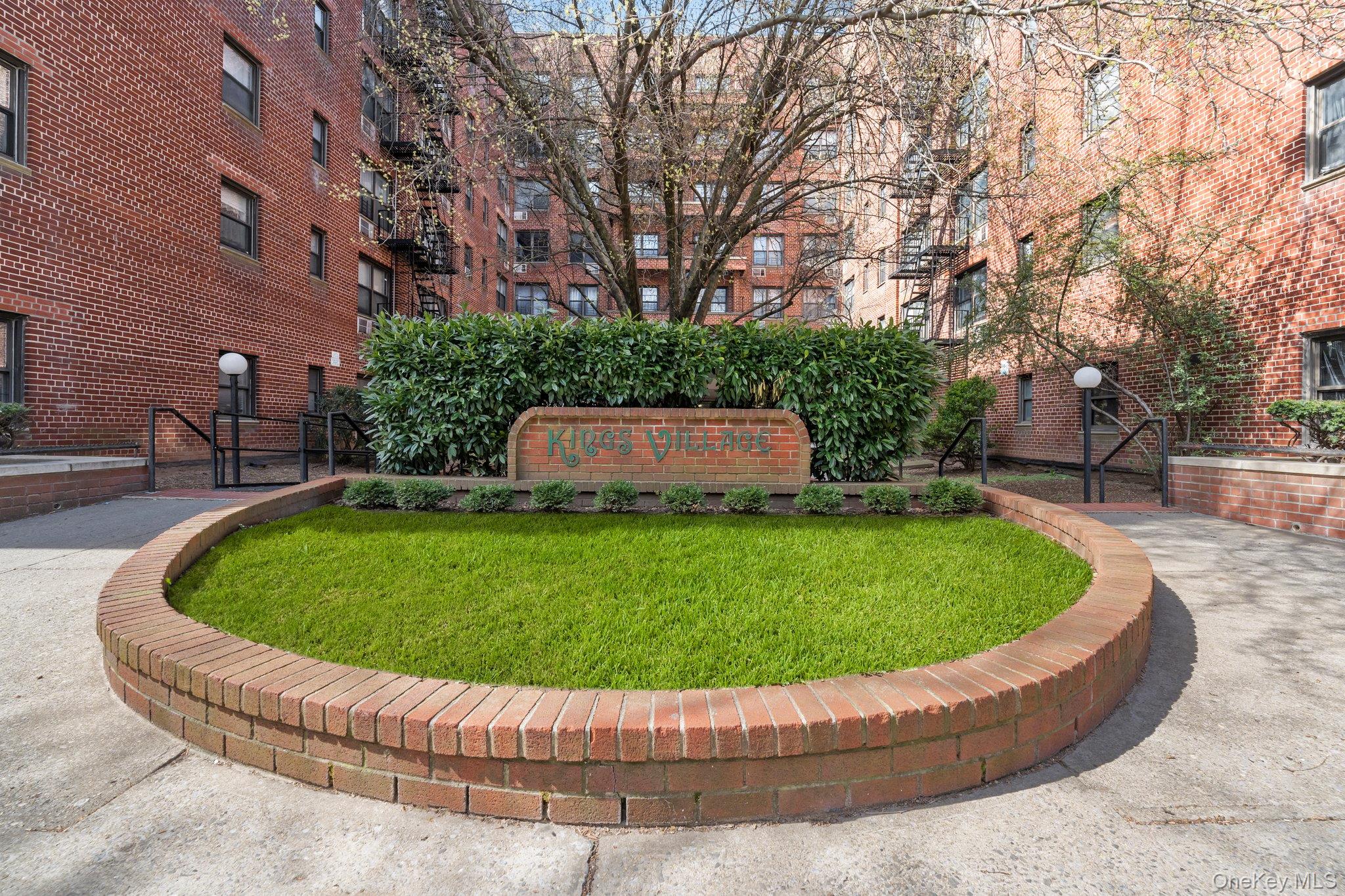 1275 E 51st Street Unit: 3Y