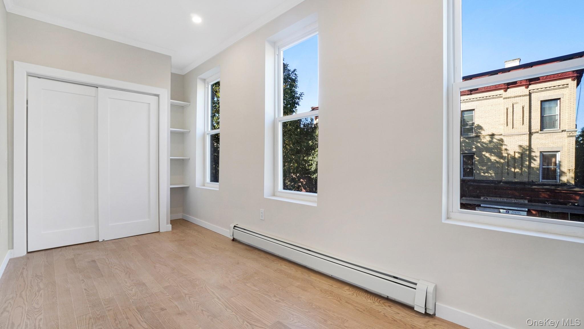 386 Chauncey Street Unit: 1