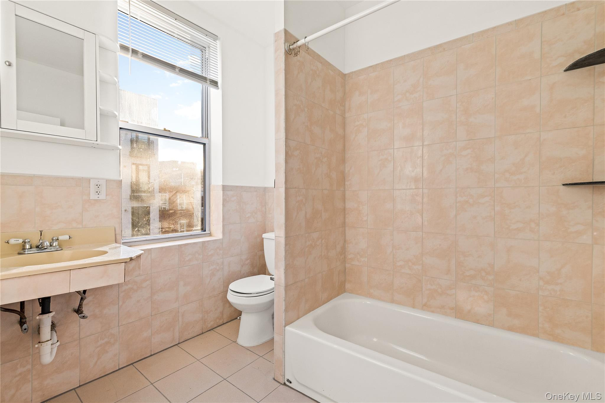 1644 Atlantic Avenue Unit: 2