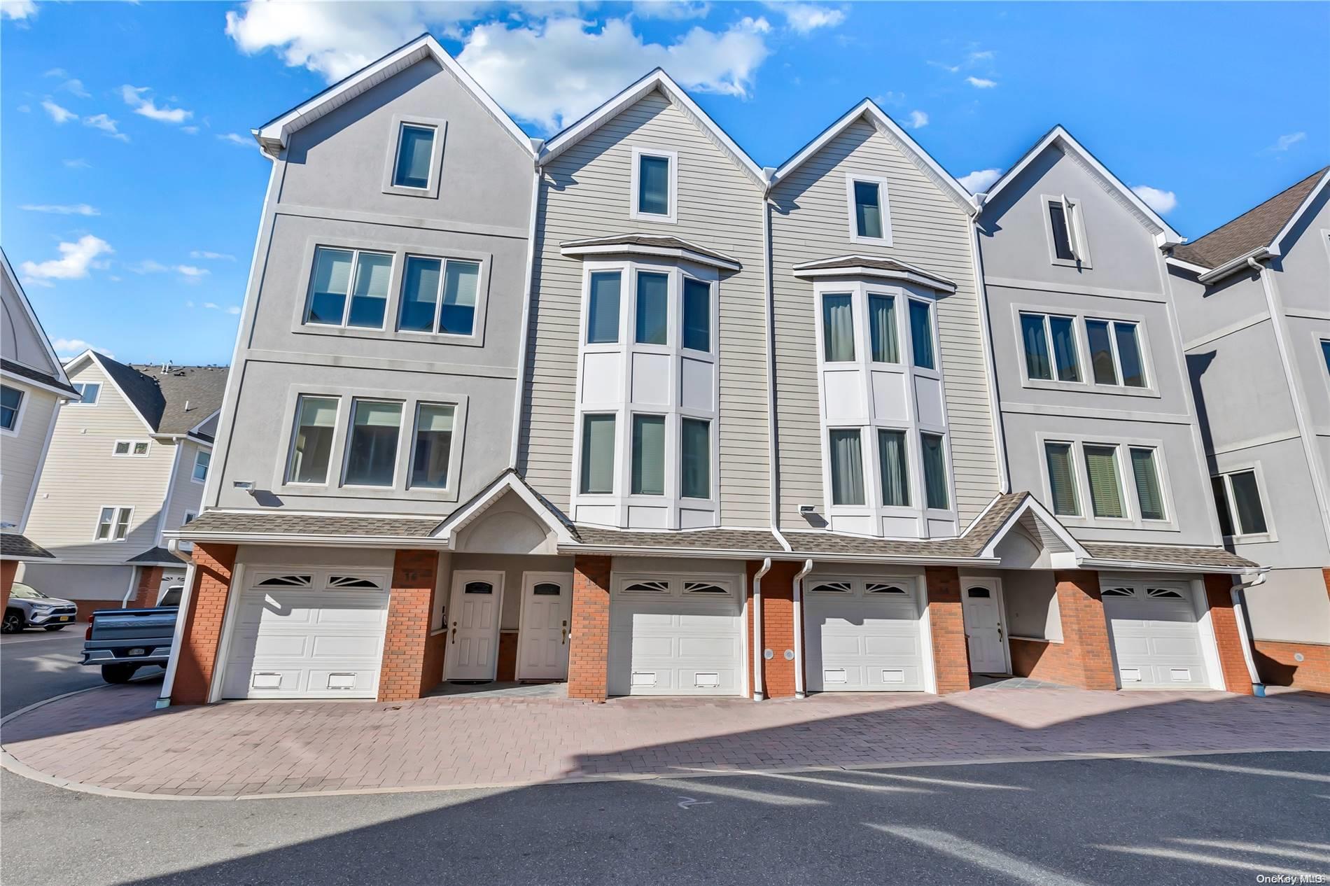 531 Ray Street Unit: 15