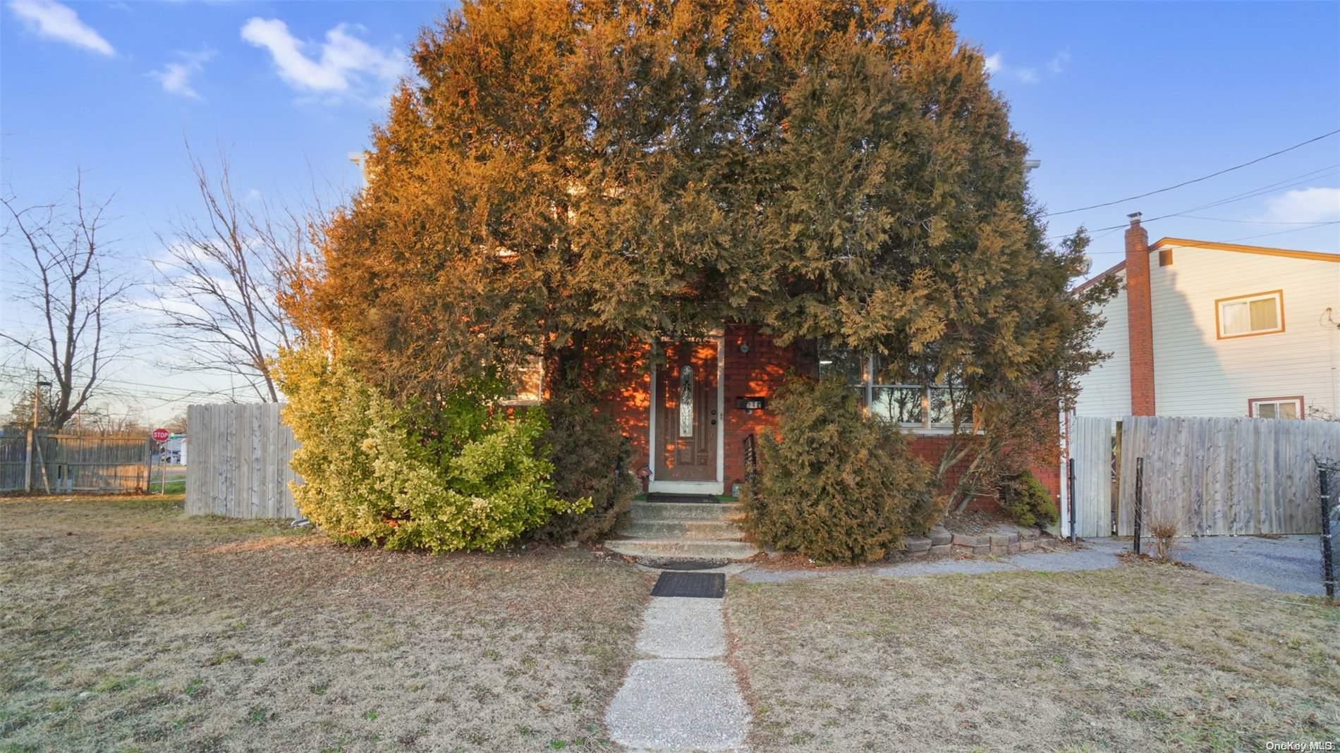 615 Farmingdale Road