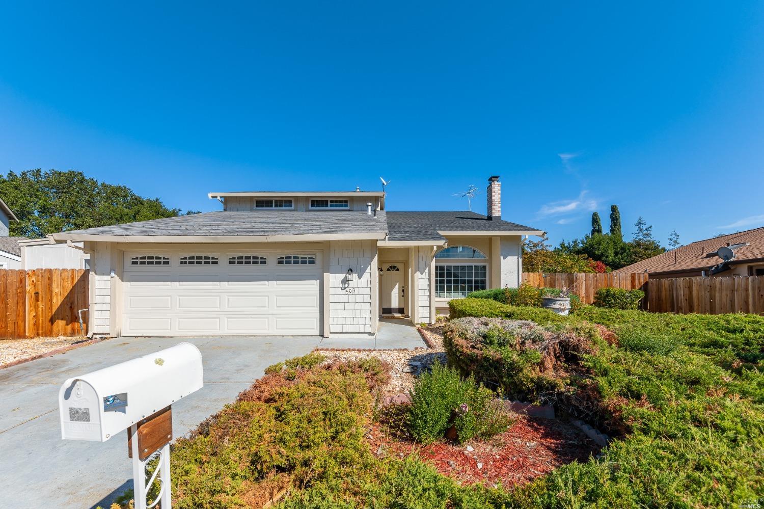 503 Bristol Ct