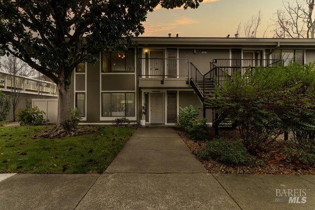 2716 Tice Creek Dr #1