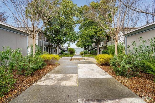 2716 Tice Creek Dr #1