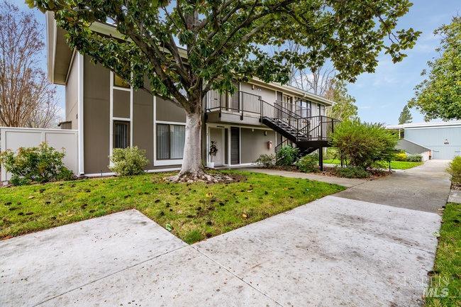 2716 Tice Creek Dr #1