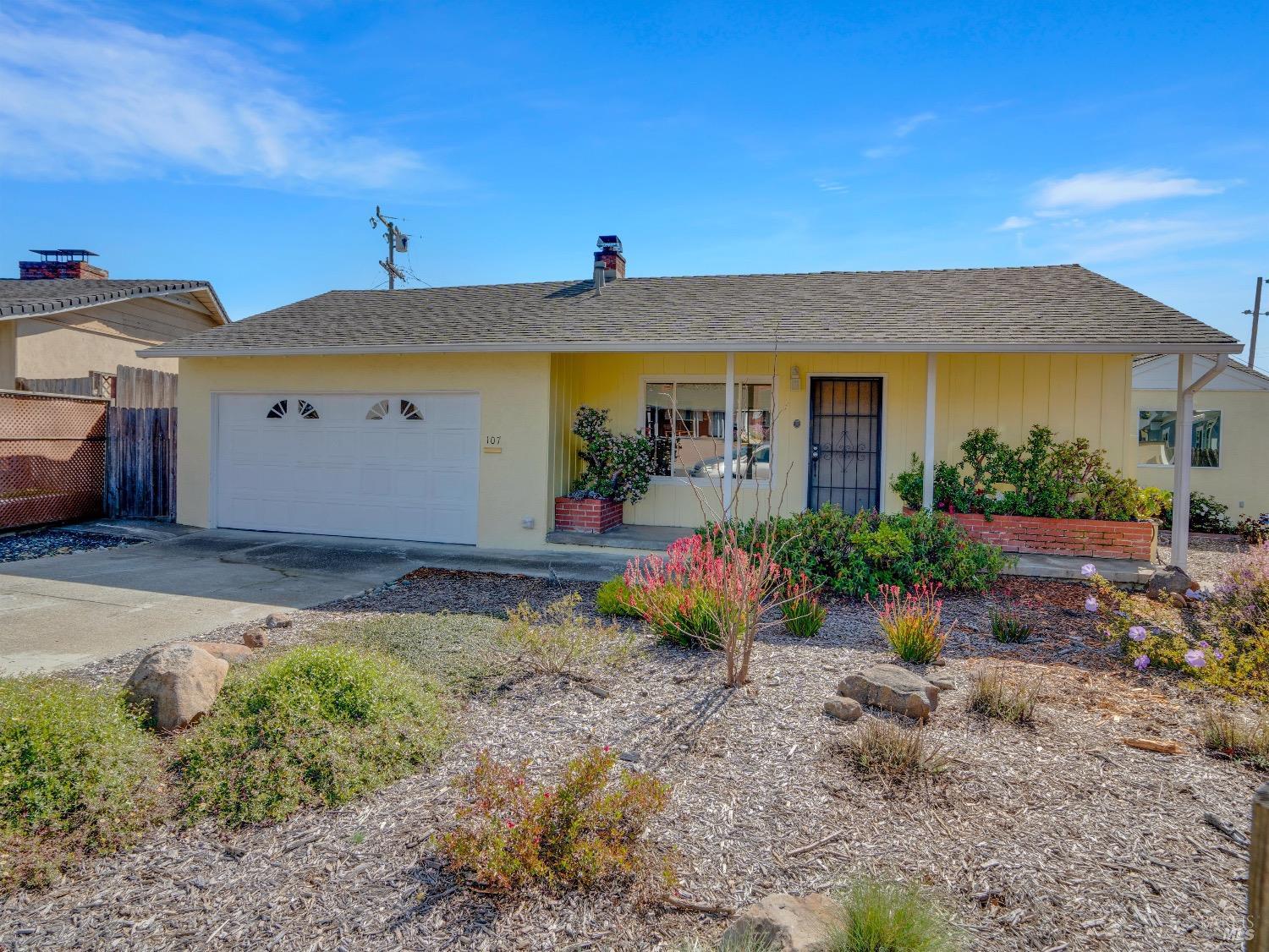 107 Oakmore Ct