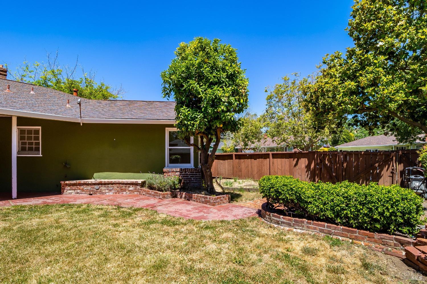 1425 Okeefe Way