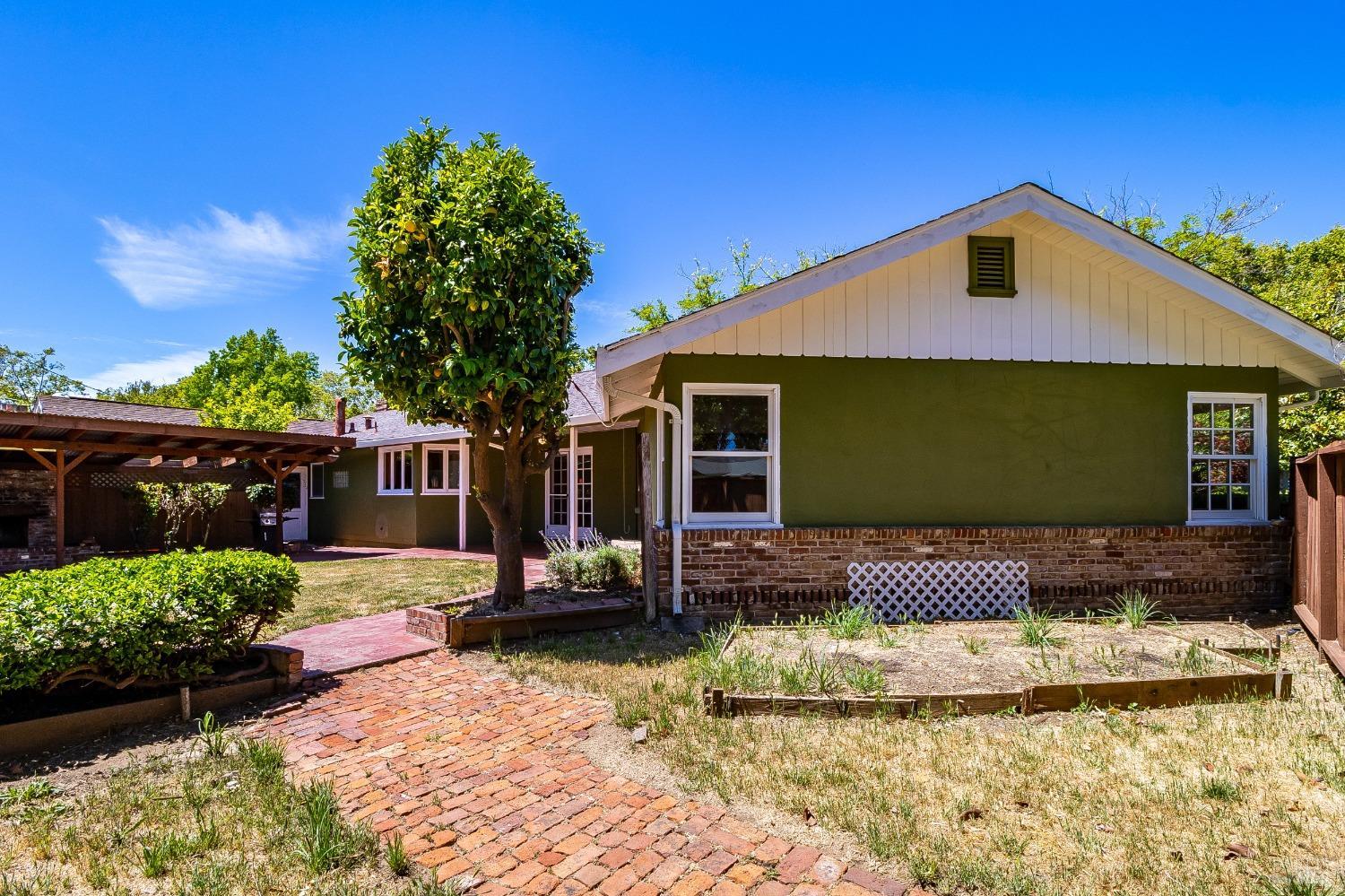 1425 Okeefe Way