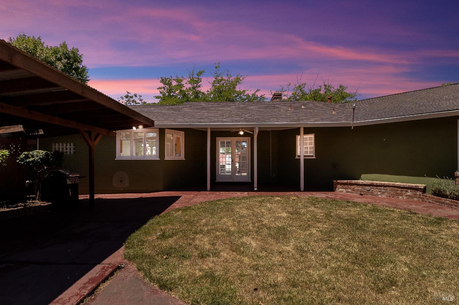 1425 Okeefe Way