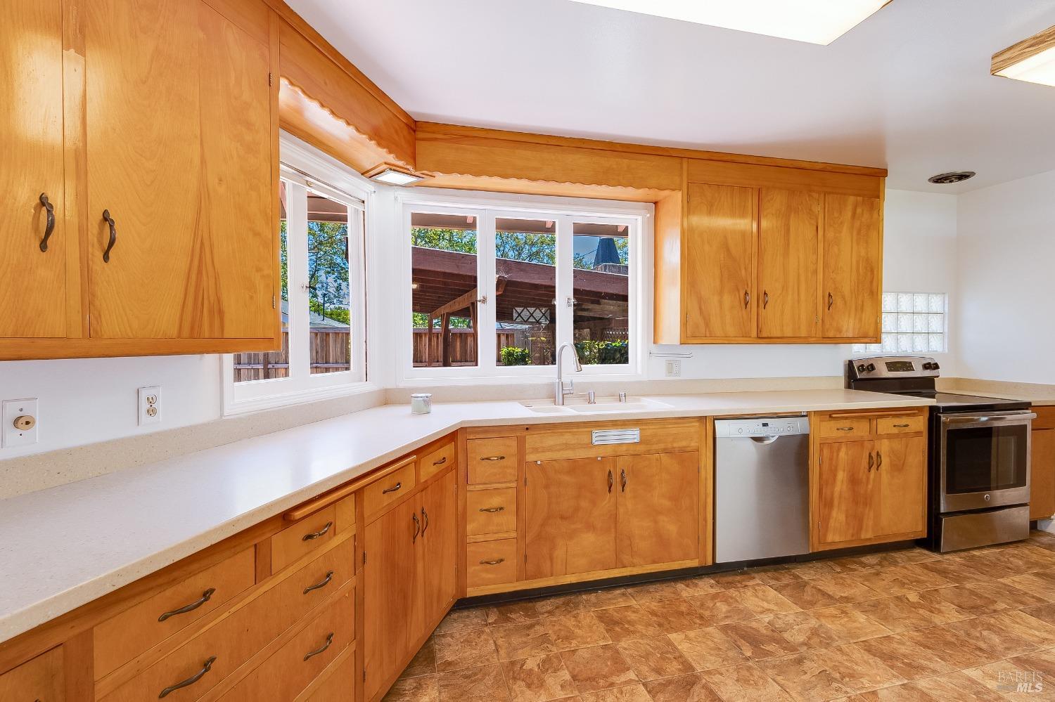 1425 Okeefe Way