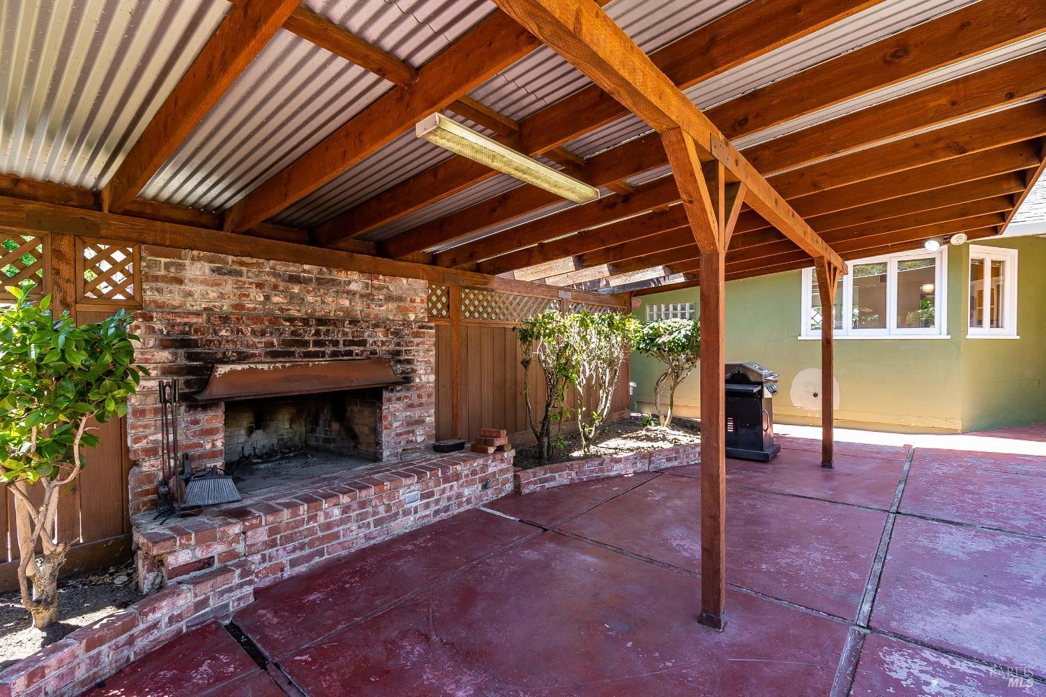 1425 Okeefe Way