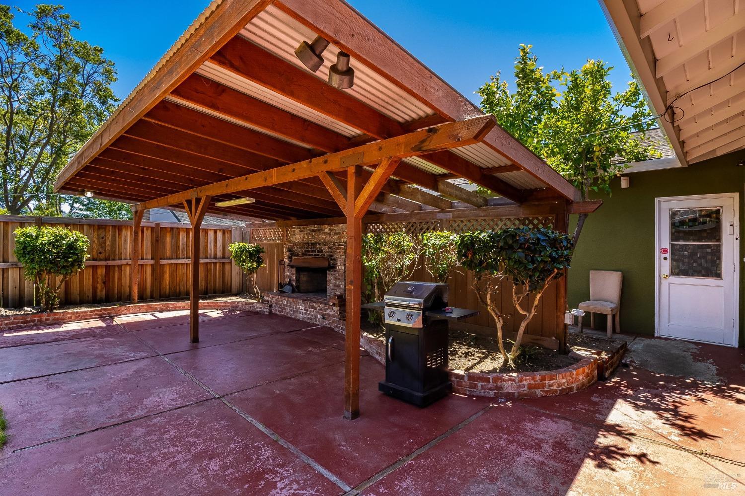 1425 Okeefe Way