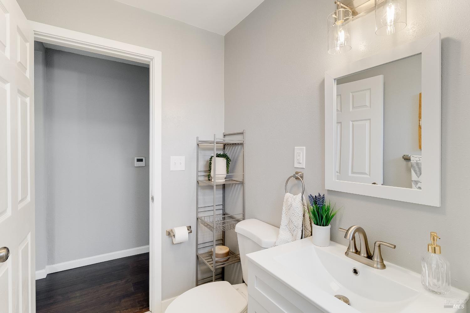1023 70th Ave