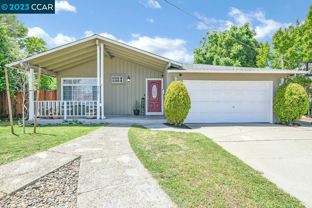 3107 Claudia Dr