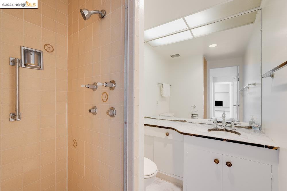 2550 Dana St Unit: 8FG