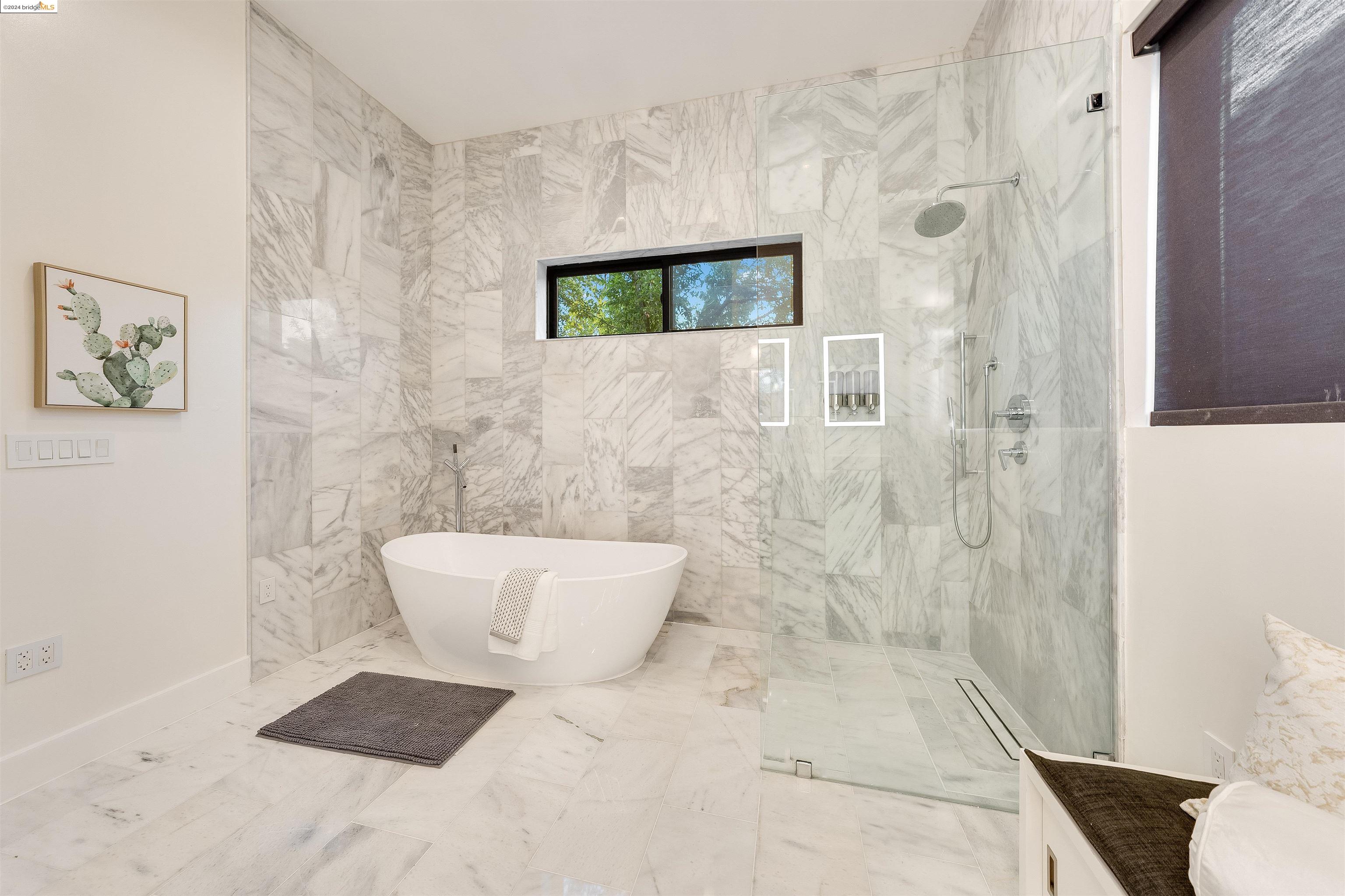 2591 Buena Vista Ave