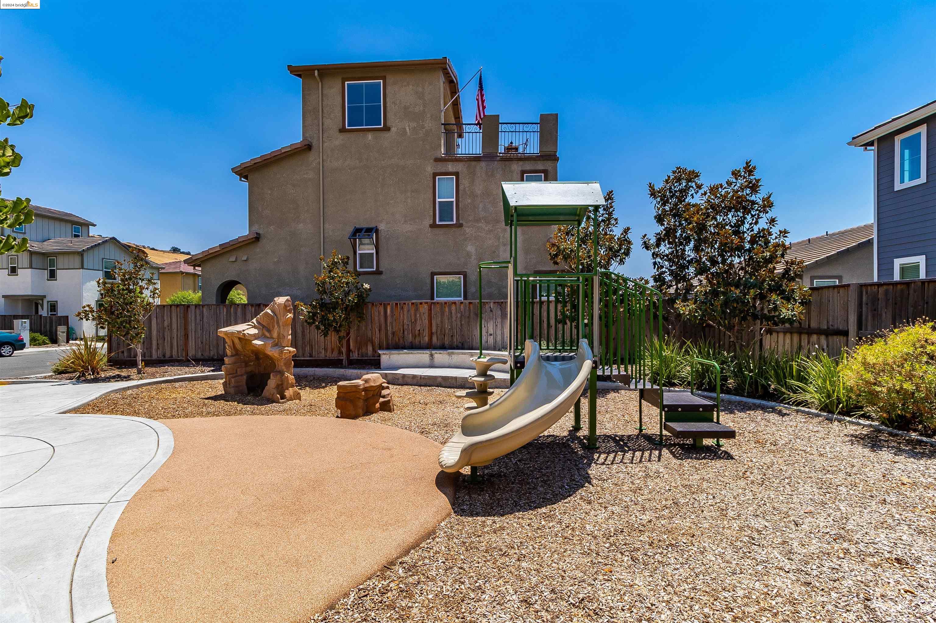 4476 Bahama Way