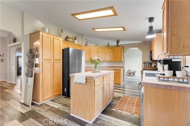 6734 Heleen Bart Court
