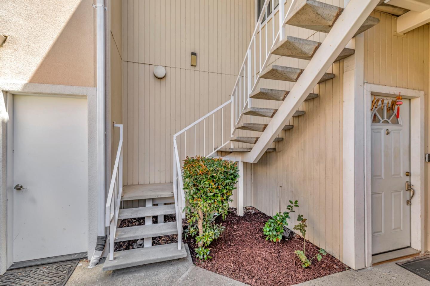172 Marylinn DR