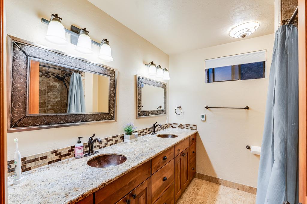 21445 Roaring Water WAY