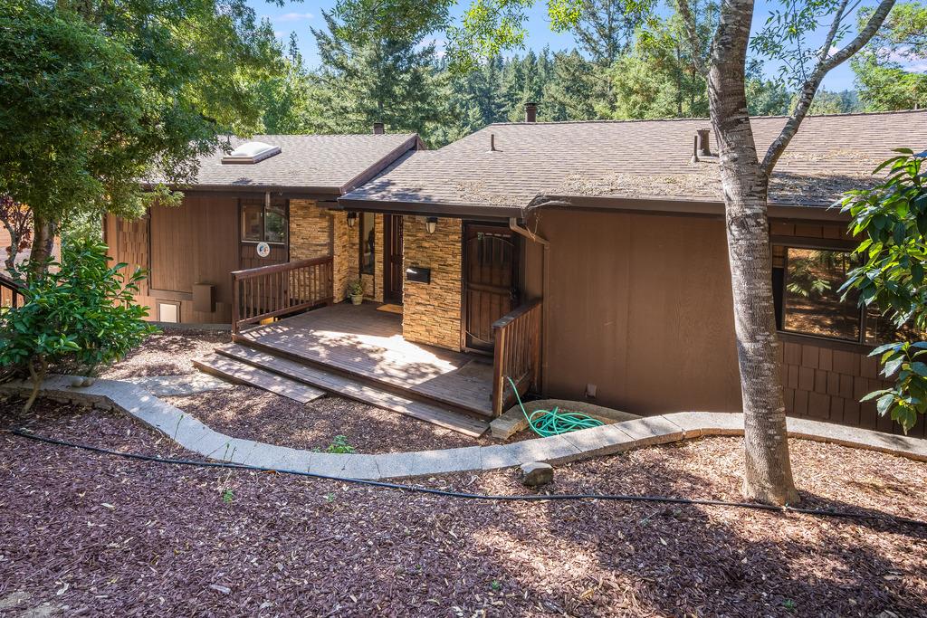 21445 Roaring Water WAY
