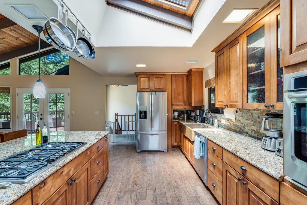 21445 Roaring Water WAY