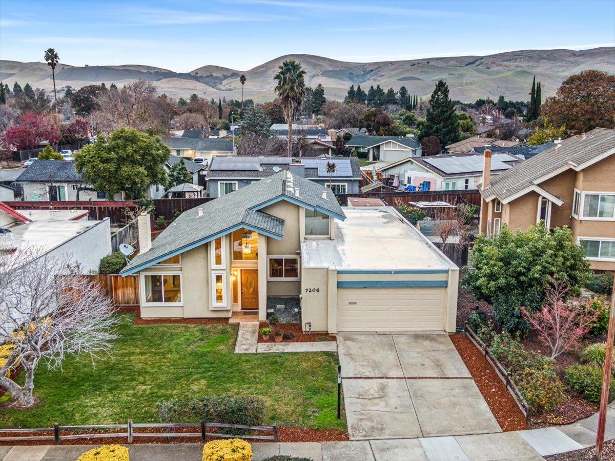 7206 Via Lomas