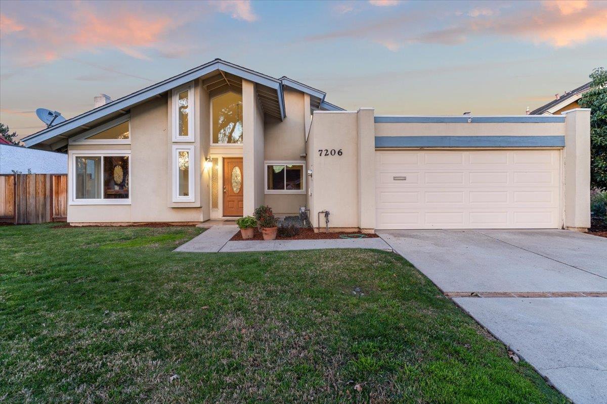 7206 Via Lomas